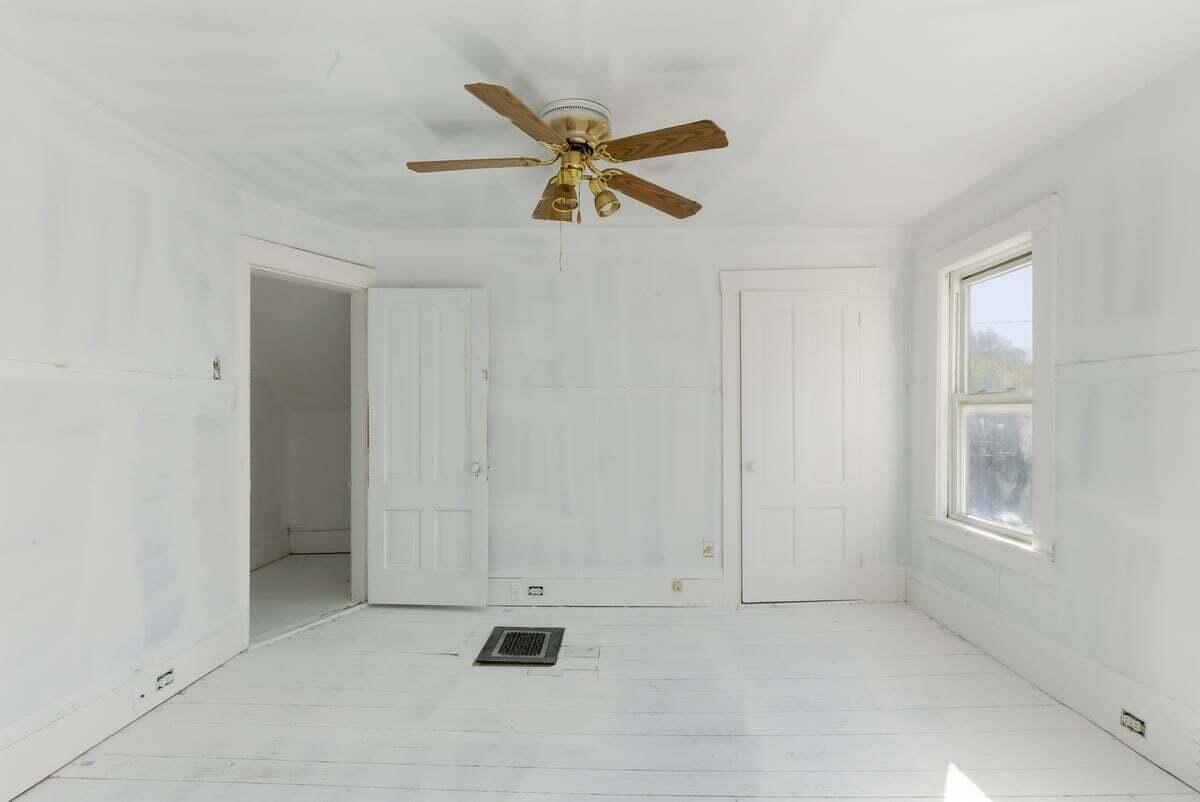 55 Western Avenue Waterville, ME 04901 - Photo 29 of 34 55 Western Ave Waterville ME-29