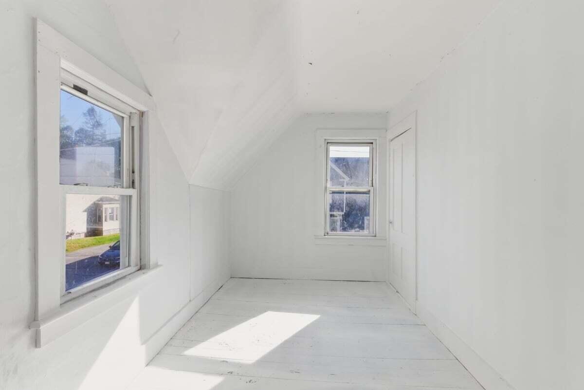 55 Western Avenue Waterville, ME 04901 - Photo 30 of 34 55 Western Ave Waterville ME-31