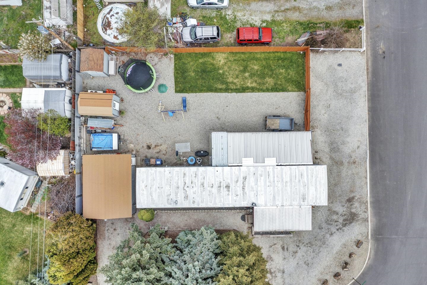 14708 North Black Road Mead, WA 99021 - Photo 4 of 39