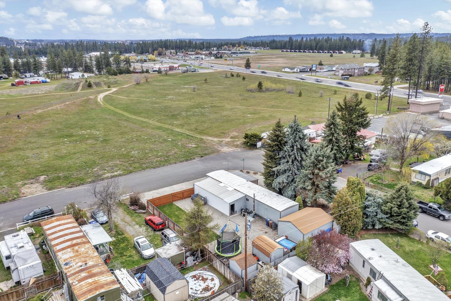 14708 North Black Road Mead, WA 99021 - Photo 7 of 39
