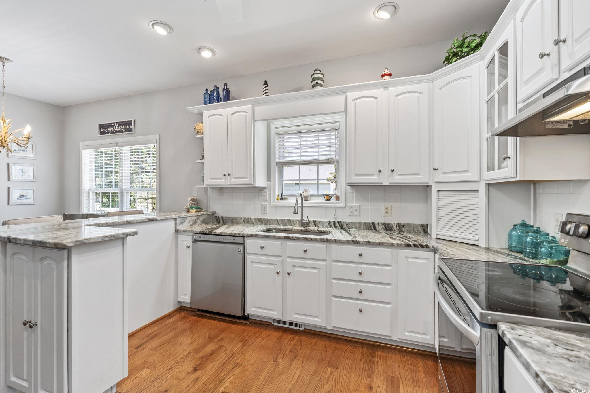 709 Triple Oak Lane Murrells Inlet, SC 29576 - Photo 11 of 31