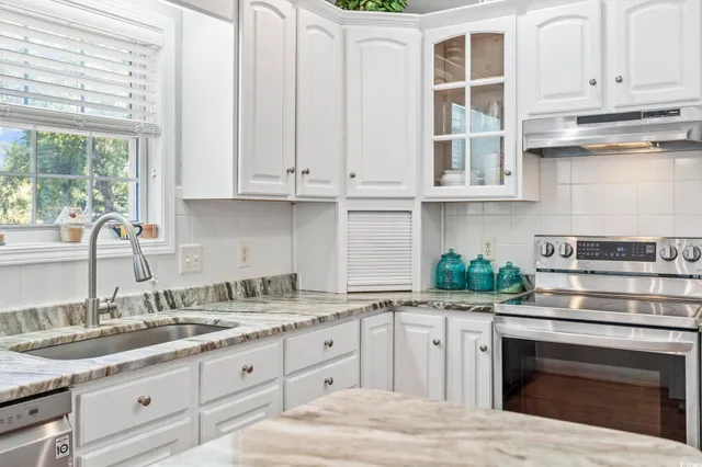 $824,999 | 709 Triple Oak Lane, Murrells Inlet, SC 29576