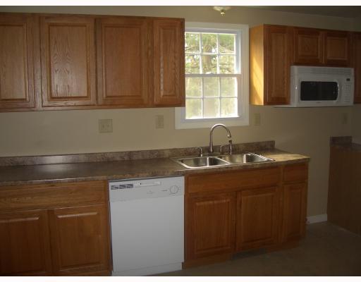 106 Hannahstown Road Butler, PA 16002 - Photo 3 of 15 Kitchen.