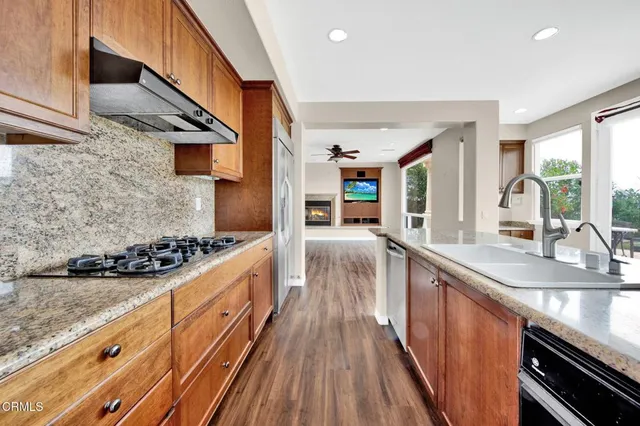 $1,795,000 | 2867 Diamond Drive, Camarillo, CA 93010