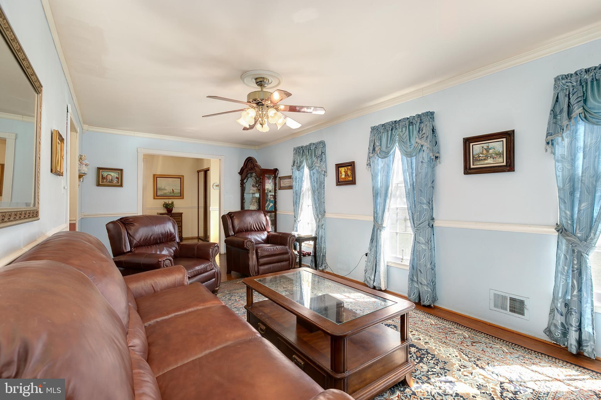 12349 Coleraine Court Reston, VA 20191 - Photo 12 of 36