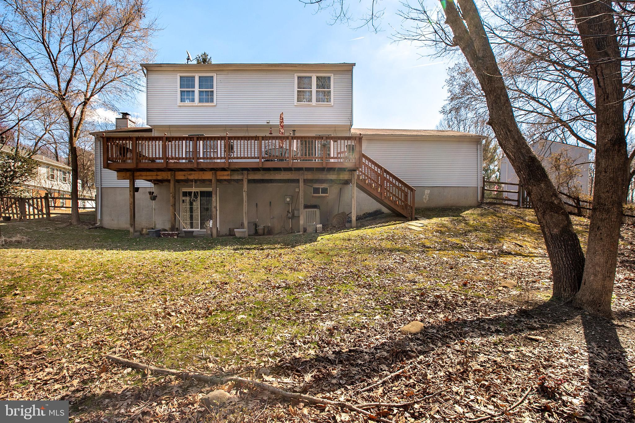 12349 Coleraine Court Reston, VA 20191 - Photo 26 of 36