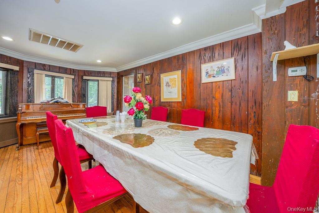 23 Sky Meadow Road Suffern, NY 10901 - Photo 7 of 36 a view of kitchen island with granite countertop living room
