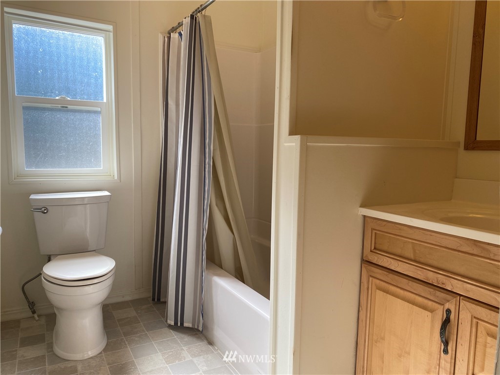 3443 East Harbor Road Langley, WA 98260 - Photo 8 of 24 Gallery Image 8