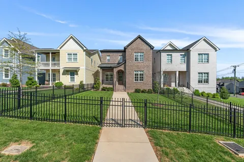 $1,250,000 | 2621 Barclay Drive, Nashville, TN 37206