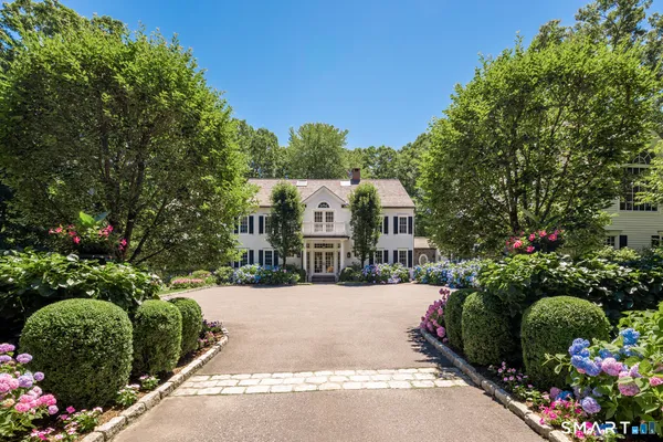 $3,295,000 | 34 Laurel Lake West, Weston, CT 06883