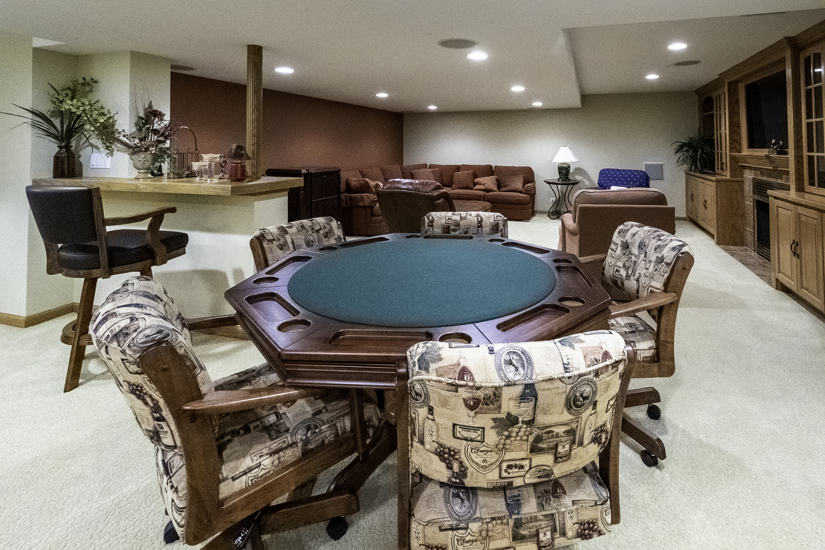 4214 Venard Road Downers Grove, IL 60515 - Photo 22 of 45 a living room with furniture and a dining table with kitchen view