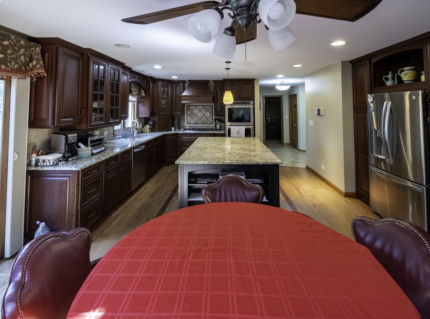 4214 Venard Road Downers Grove, IL 60515 - Photo 6 of 45