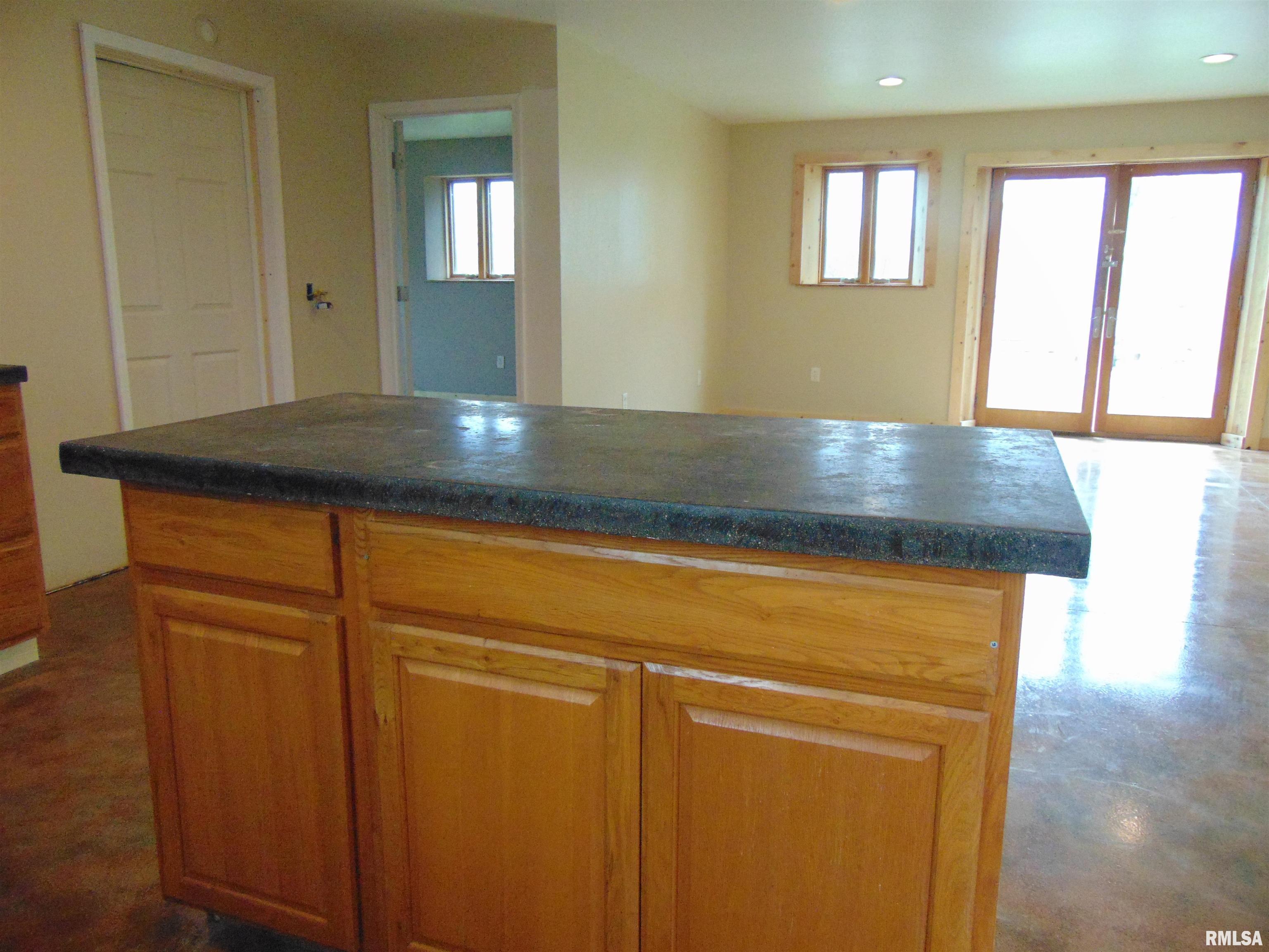 1207 Largent Street Harrisburg, IL 62946 - Photo 3 of 20