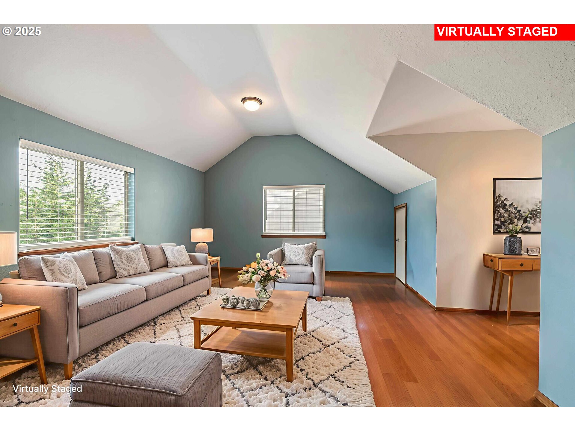 18465 Meadow Avenue Sandy, OR 97055 - Photo 26 of 43 a living room with furniture and a large window