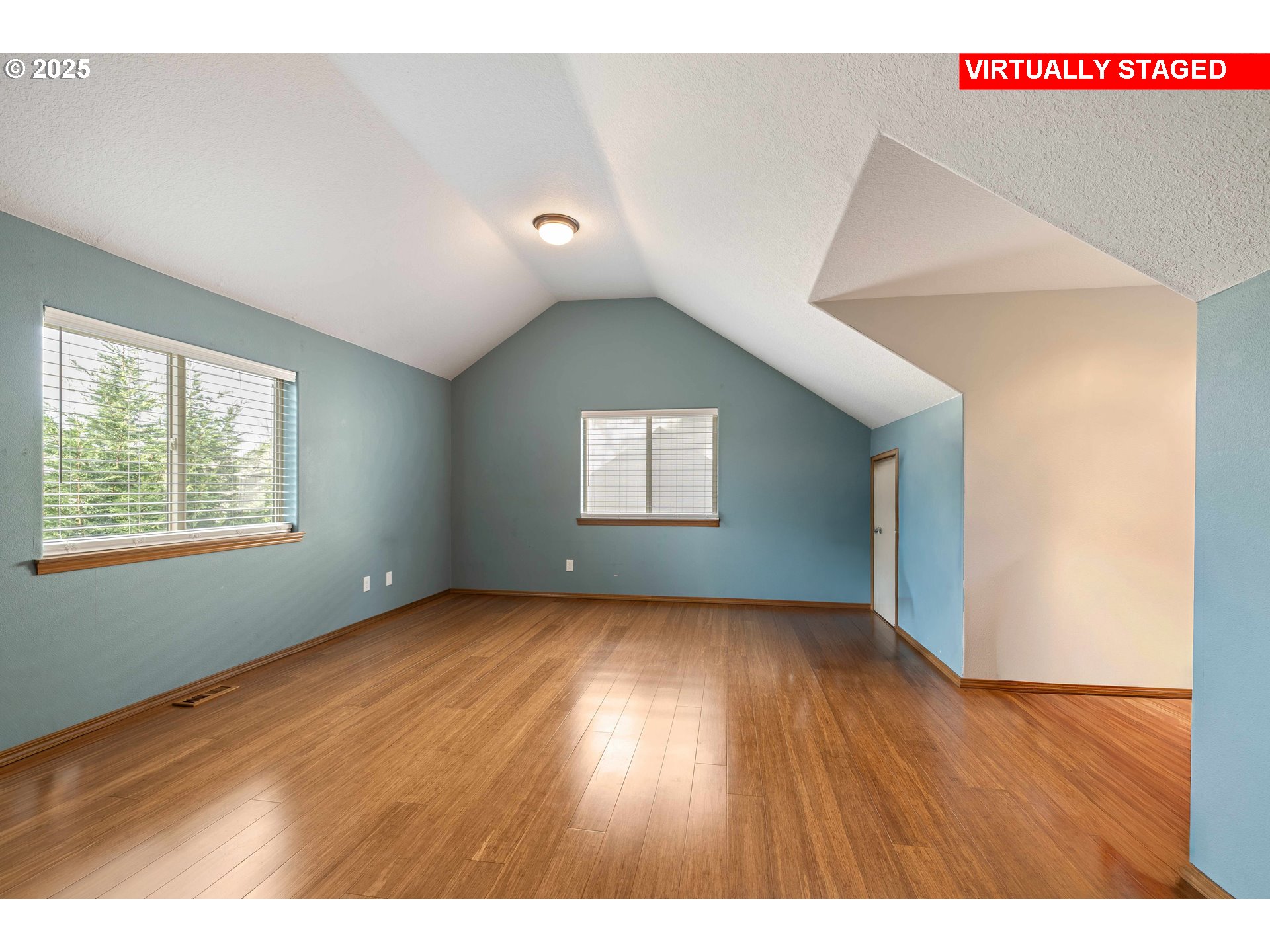 18465 Meadow Avenue Sandy, OR 97055 - Photo 28 of 43 a view of an empty room with wooden floor and a window