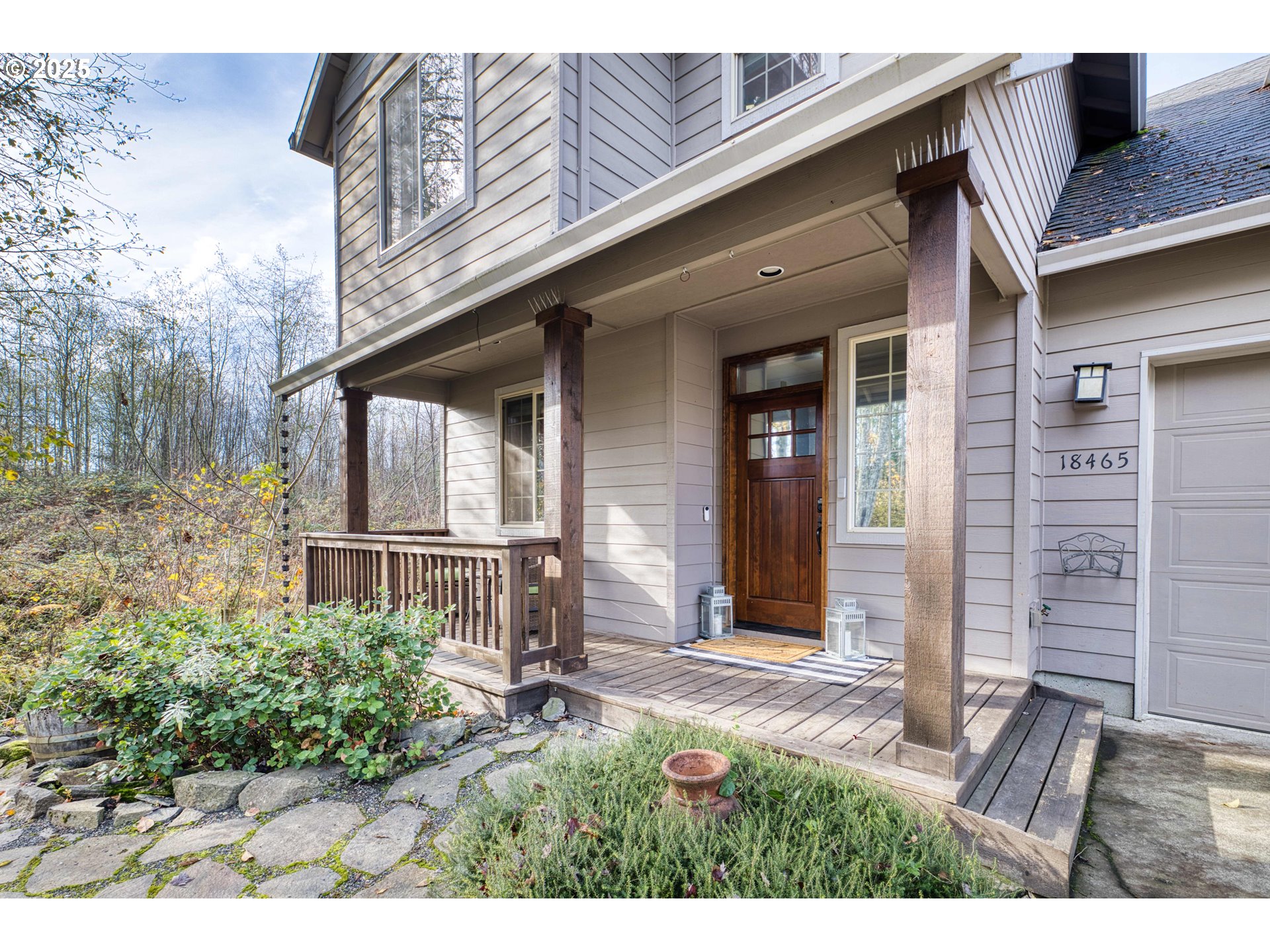 18465 Meadow Avenue Sandy, OR 97055 - Photo 3 of 43 a backyard of a house with seating space