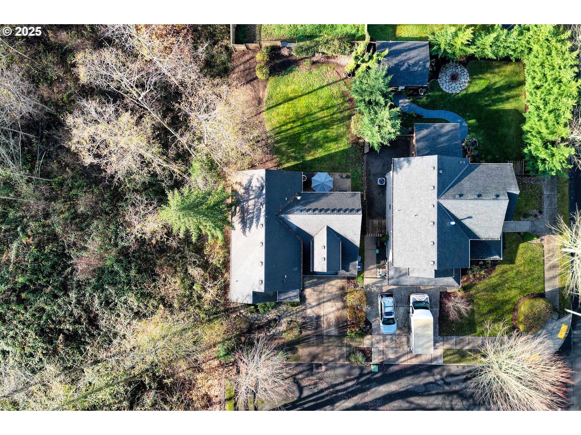 18465 Meadow Avenue Sandy, OR 97055 - Photo 40 of 43 a backyard of a house with lots of green space