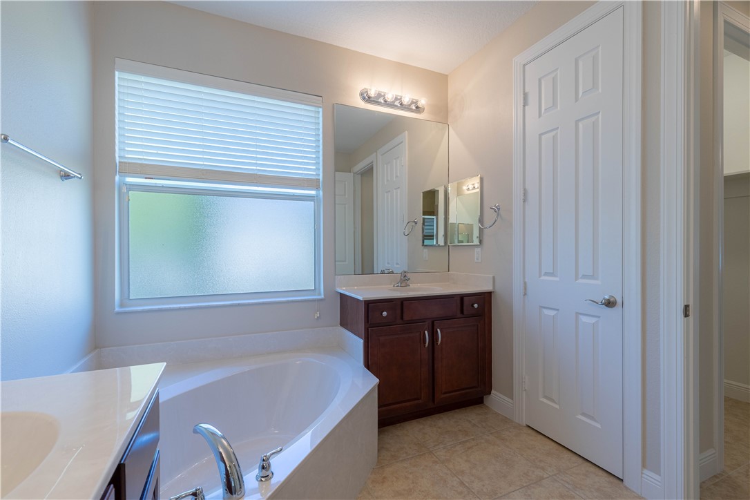 7685 Fieldstone Ranch Square Vero Beach, FL 32967 - Photo 21 of 36