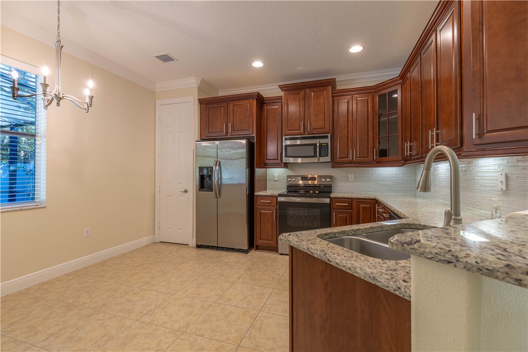 7685 Fieldstone Ranch Square Vero Beach, FL 32967 - Photo 7 of 36