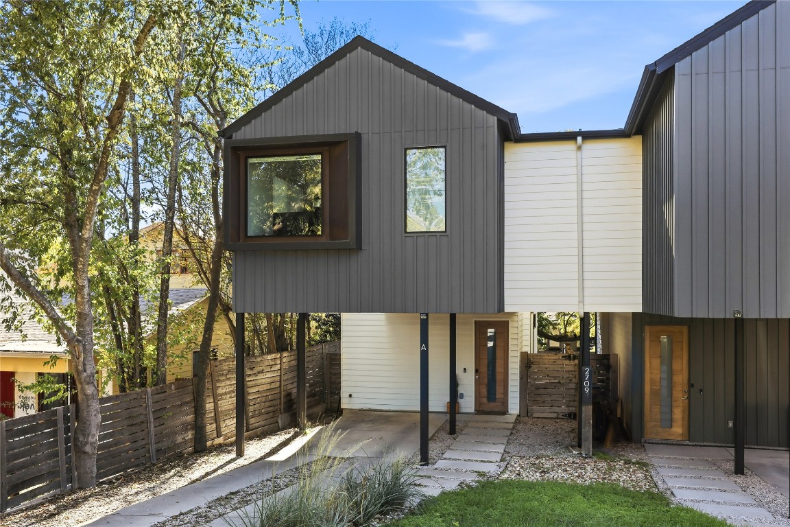 2709 East 14th Street, Unit A Austin, TX 78702 - Photo 2 of 38