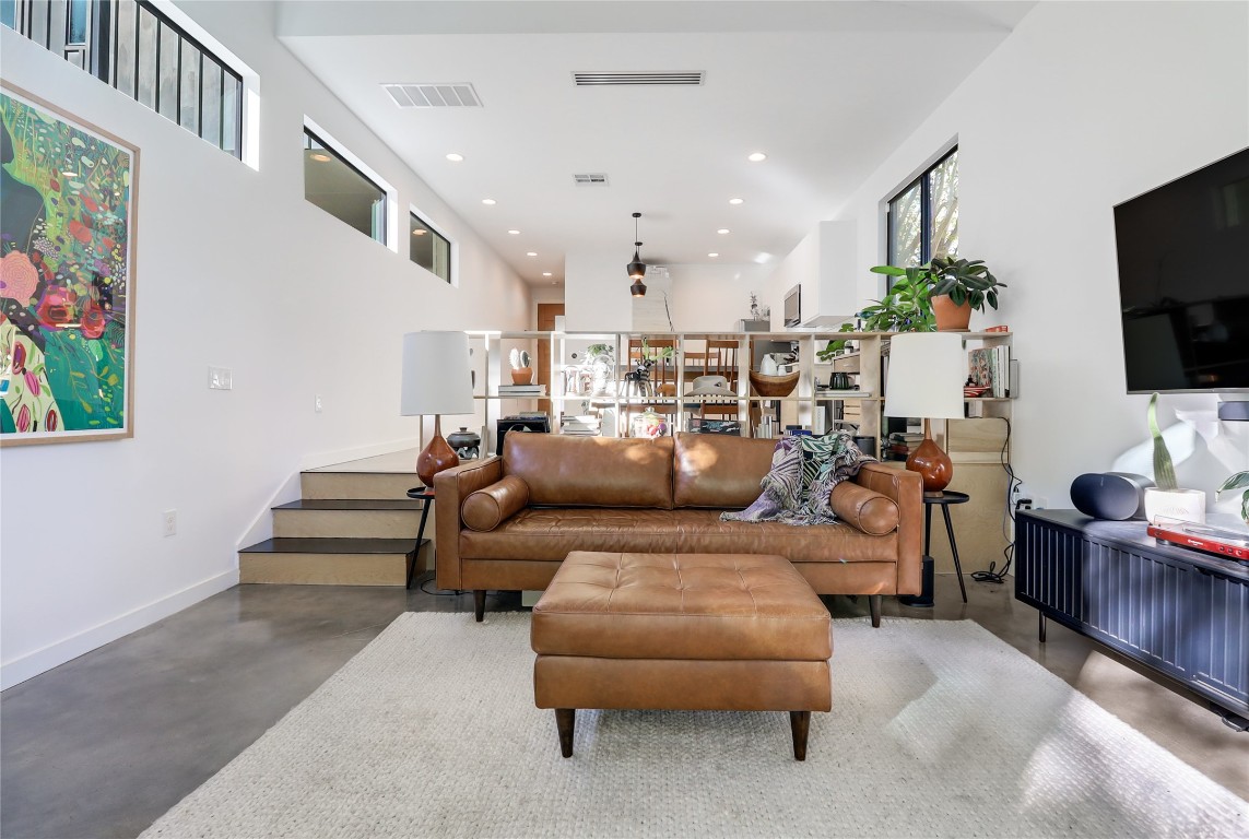 2709 East 14th Street, Unit A Austin, TX 78702 - Photo 6 of 38