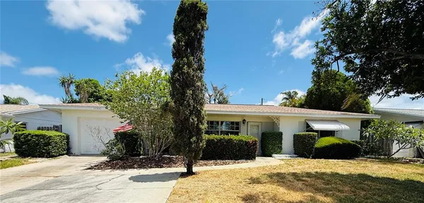 $2,500 | 11537 63rd Avenue North, Seminole, FL 33772