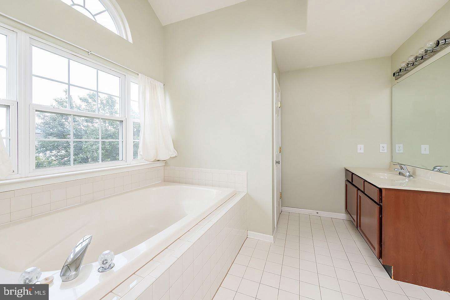 111 Yorktown Road Swedesboro, NJ 08085 - Photo 20 of 29 Gallery Image 20