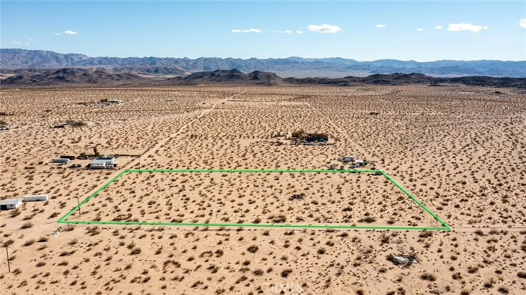 1400 Learco Joshua Tree, CA 92252 - Photo 6 of 15 a view of lake and mountain