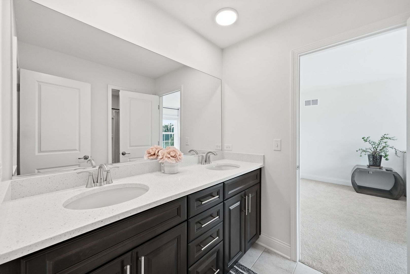 3589 Emerald Road Elgin, IL 60124 - Photo 27 of 34 Gallery Image 27
