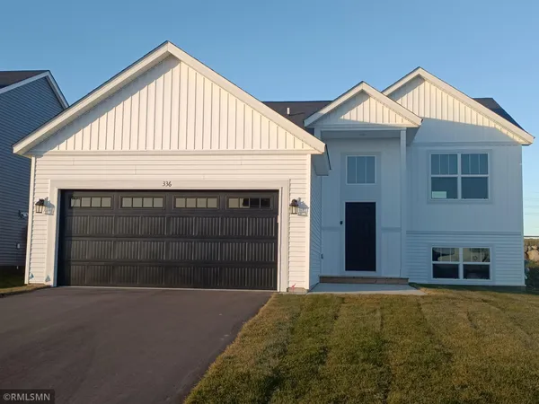 $370,000 | 336 Otto Drive North, Delano, MN 55328