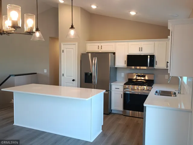 $369,900 | 336 Otto Drive North, Delano, MN 55328