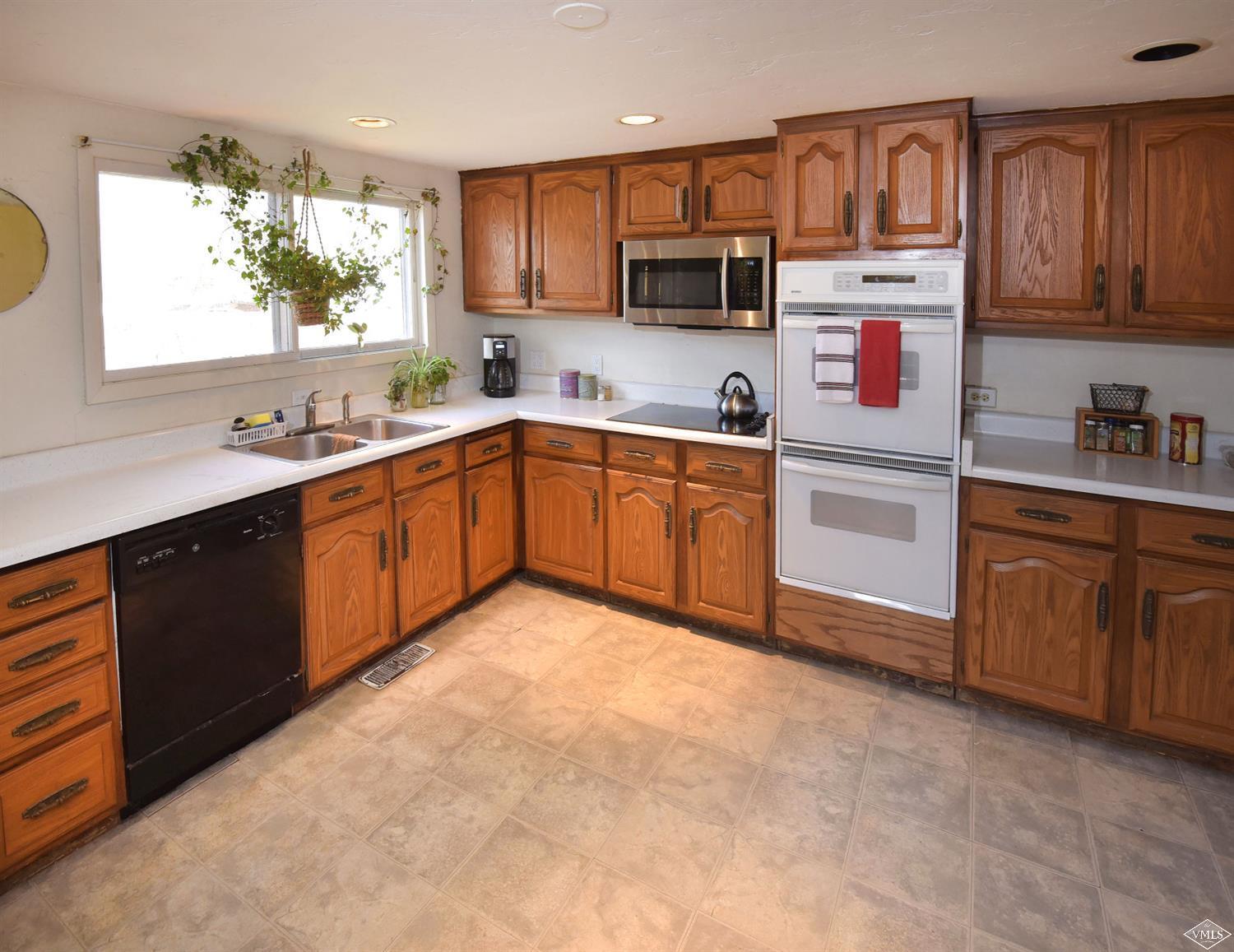 718 Valley Road Gypsum, CO 81637 - Photo 9 of 25 Additional Photo