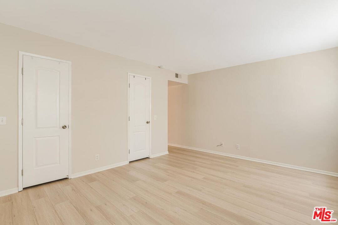 6475 Kanan Dume Road Malibu, CA 90265 - Photo 10 of 17 a view of an empty room