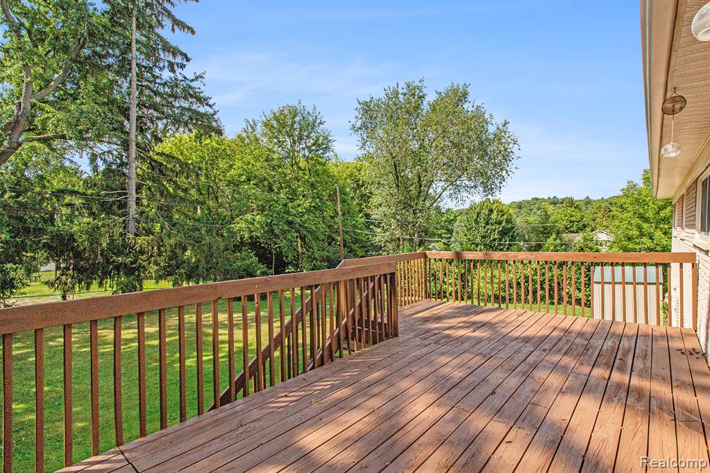 4910 Clarkston Road Clarkston, MI 48348 - Photo 25 of 33 Gallery Image 25