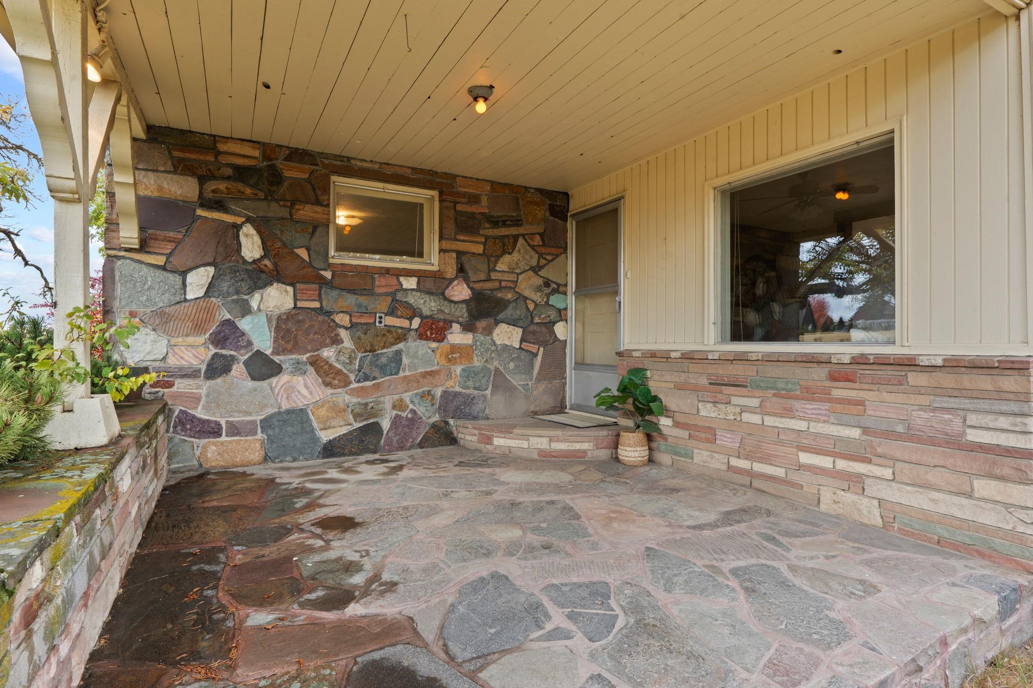 9001 East Doak Road Spokane, WA 99217 - Photo 3 of 50