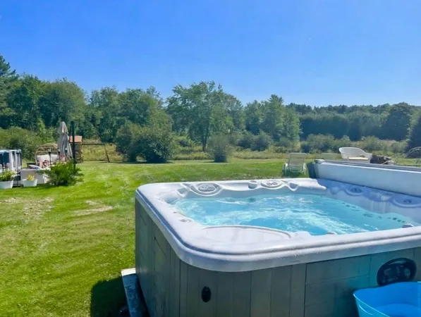 $750,000 | 64 Wardtown Road, Freeport, ME 04032