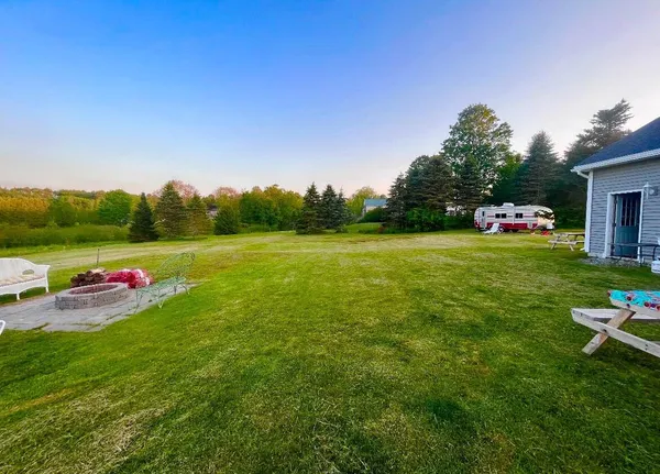 $750,000 | 64 Wardtown Road, Freeport, ME 04032