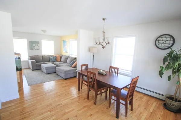 $750,000 | 64 Wardtown Road, Freeport, ME 04032