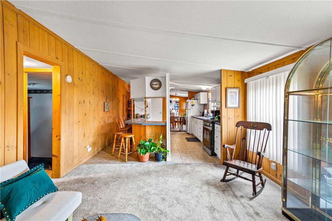 41 Wright Way Coventry, RI 02816 - Photo 6 of 23