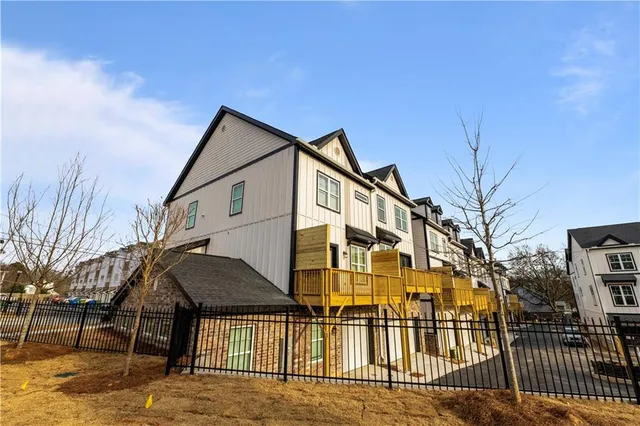 a view of a large building