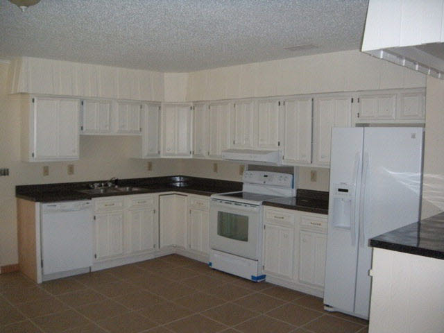 7526 Parker Road Fairhope, AL 36532 - Photo 3 of 8