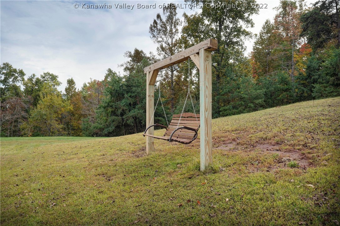 3302 Poindexter Road Hurricane, WV 25526 - Photo 9 of 43 Gallery Image 9