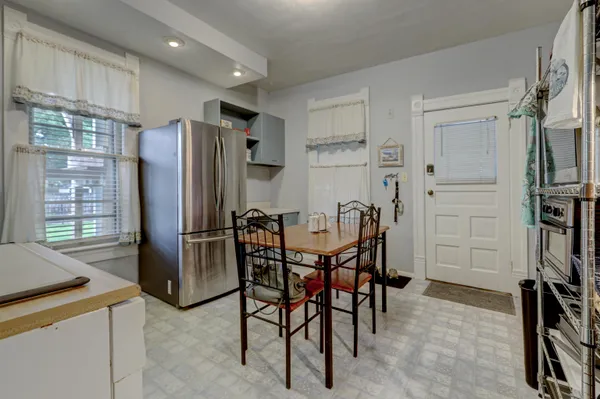 $224,500 | 1208 North Superior Street, Appleton, WI 54911