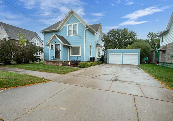 $224,500 | 1208 North Superior Street, Appleton, WI 54911