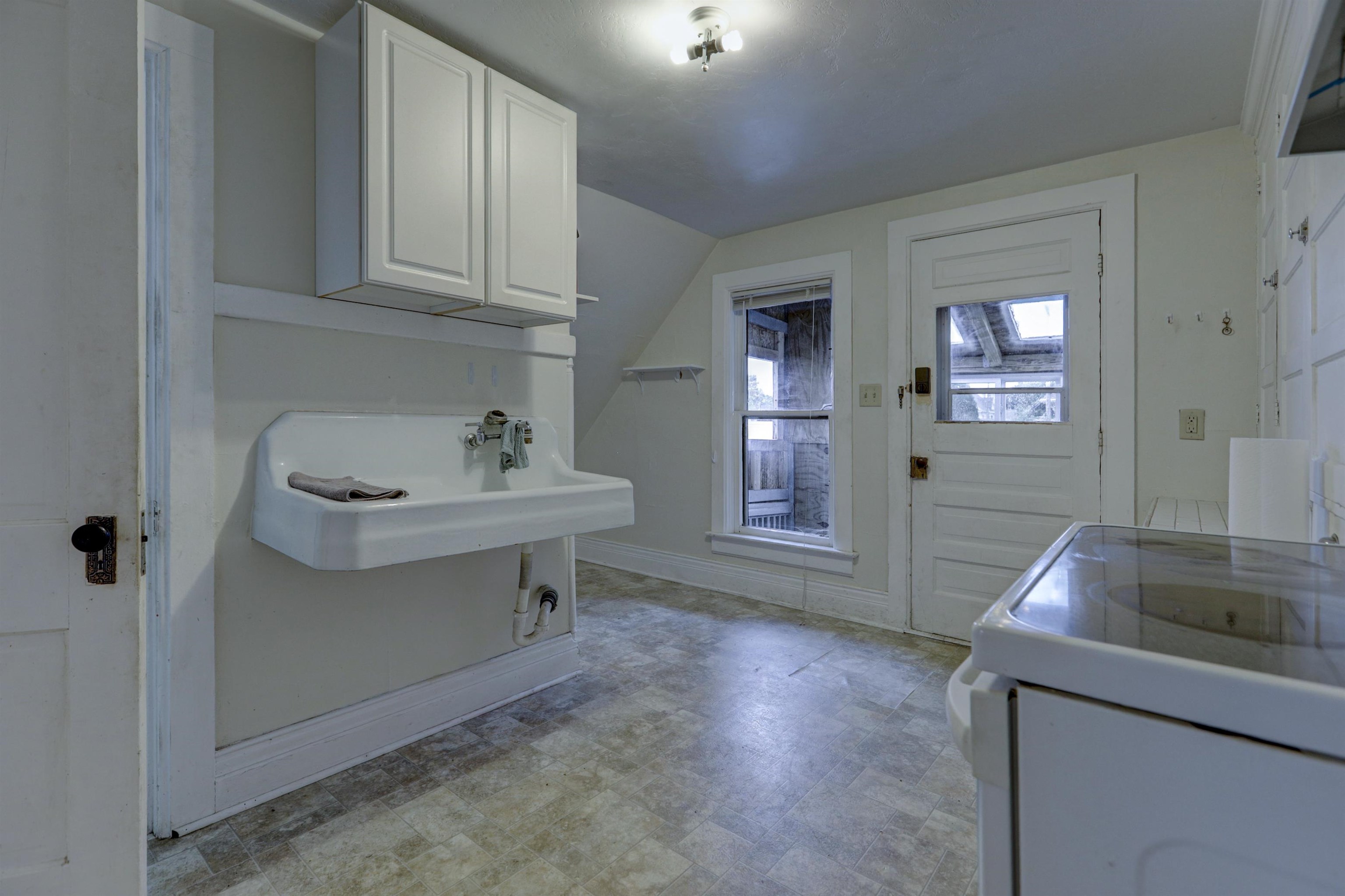 1208 North Superior Street Appleton, WI 54911 - Photo 23 of 35