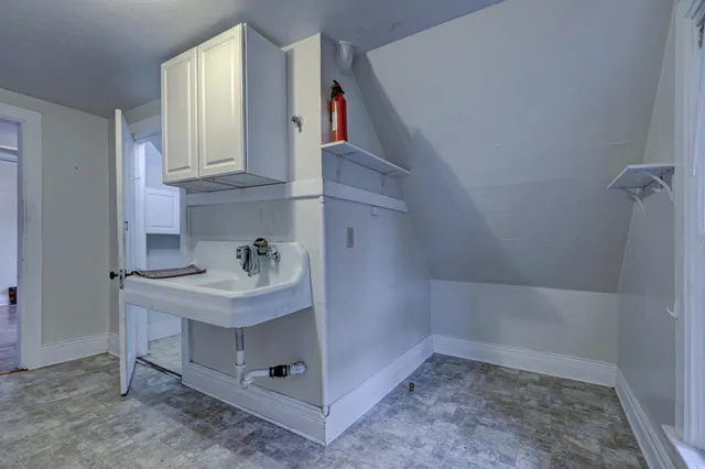 $224,500 | 1208 North Superior Street, Appleton, WI 54911