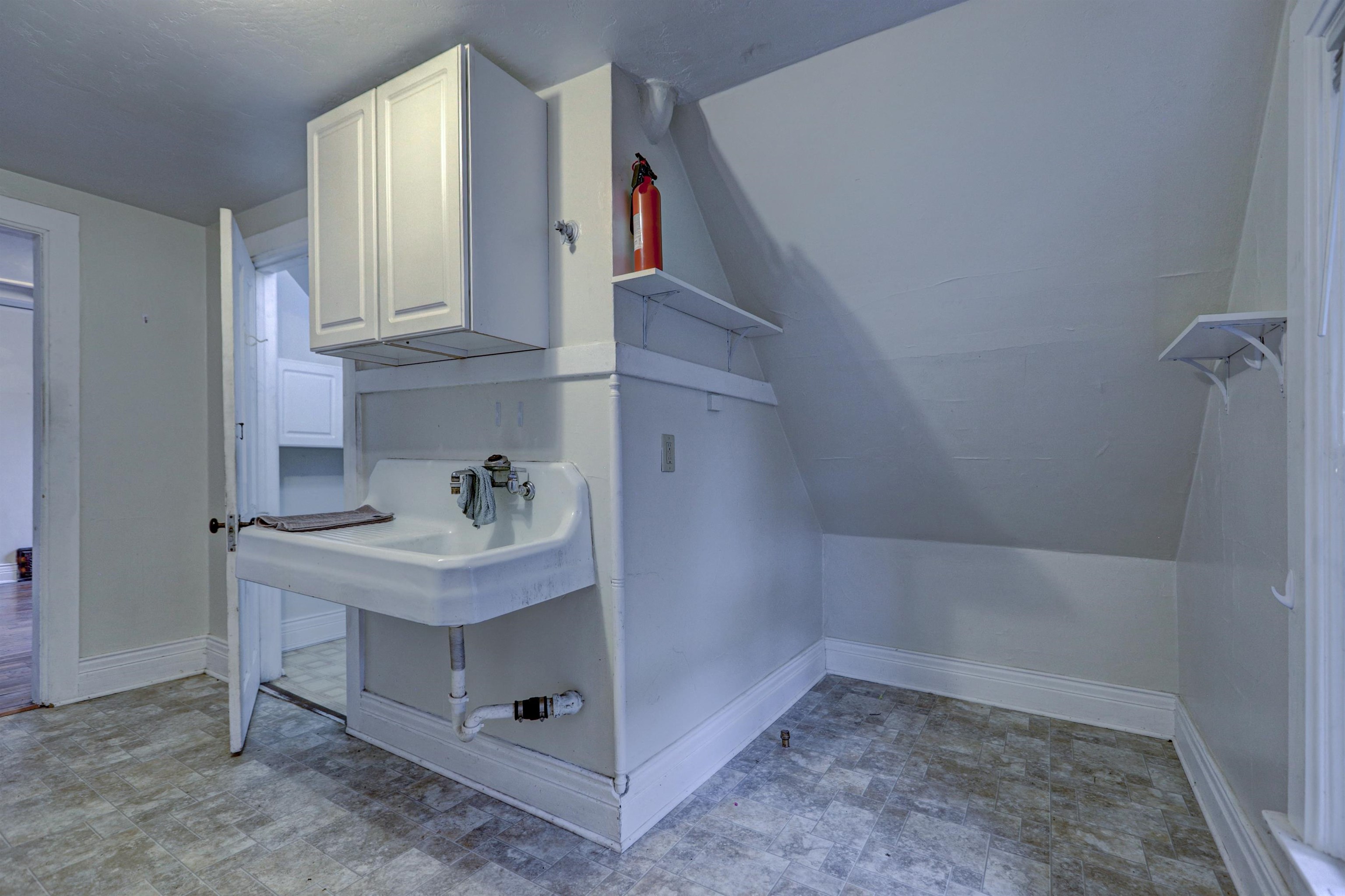 1208 North Superior Street Appleton, WI 54911 - Photo 24 of 35