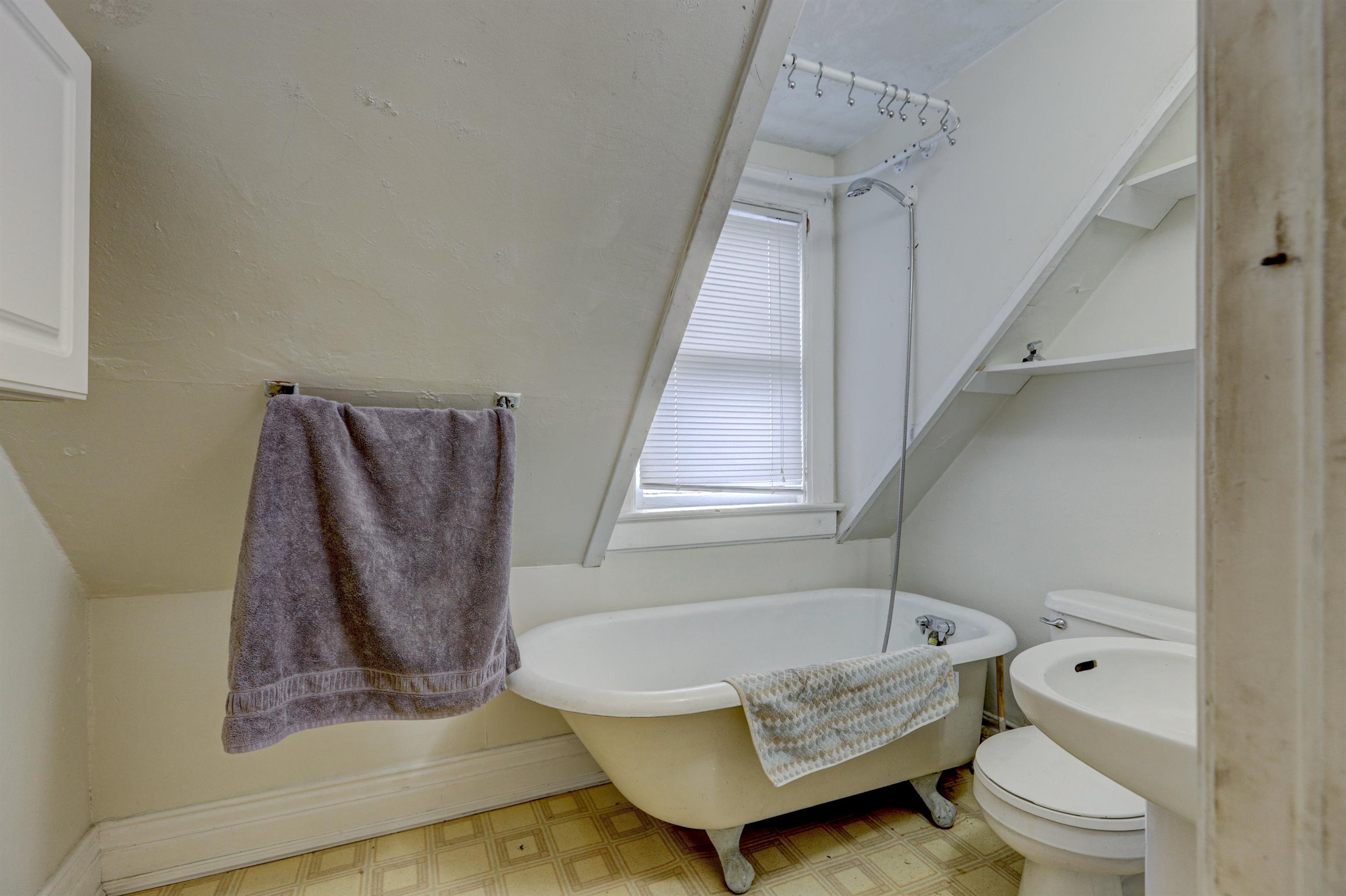 1208 North Superior Street Appleton, WI 54911 - Photo 27 of 35