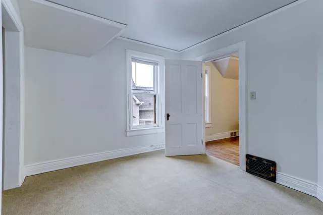 $224,500 | 1208 North Superior Street, Appleton, WI 54911