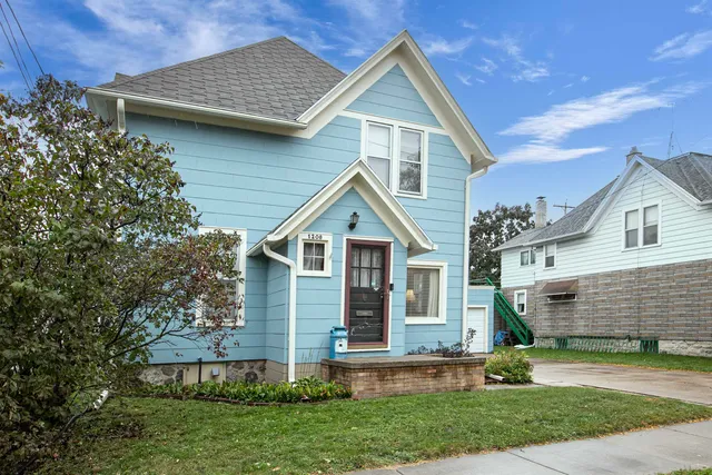 $224,500 | 1208 North Superior Street, Appleton, WI 54911